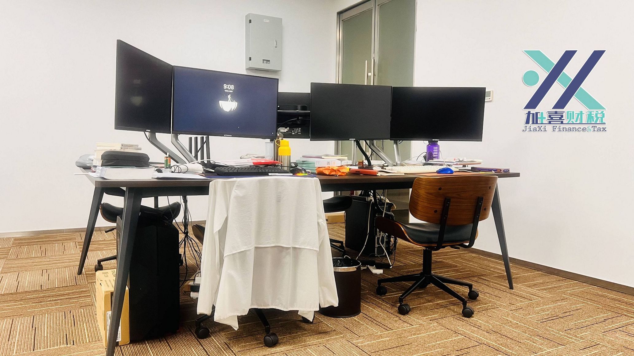 股权转让是否需要商务部门审批或备案？